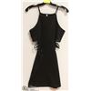 Image 1 : LADIES OPEN WAIST SHIMMER DRESS - SIZE MEDIUM