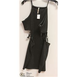 LADIES OPEN WAIST SHIMMER DRESS - SIZE LARGE