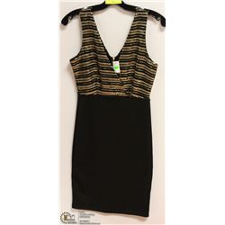 LADIES BLK/GOLD SEQUENCED VNECK DRESS - SZ- SMALL
