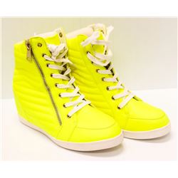 NEON YELLOW ZIPPERED HIGHTOP SNEAKERS SIZE 6.5