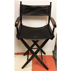 DIRECTORS CHAIR