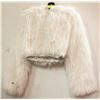 Image 1 : WHITE BOLARO FUZZY JACKET - SM/MED