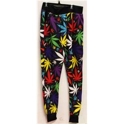 MENS 420 CAPRI PANTS - SIZE MEDIUM
