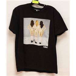 BLACK "SOCCER GIRLS" MENS TSHIRT - SIZE LARGE