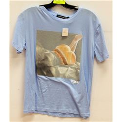 BLUE "APPLE BOTTOM" MENS TSHIRT - SIZE SMALL