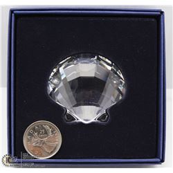 164) AUTHENTIC SWAROVSKI CLAM IN ORIGINAL BOX