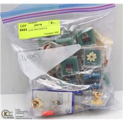 31) A BAG OF PINS 50 PLUS