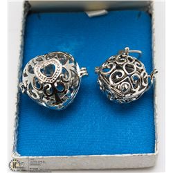 LOT OF 2 HEART SHAPE  PENDANTS