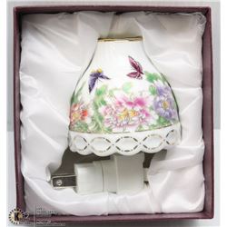 ADELINE PORCELAIN NIGHT LIGHT