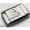 Image 1 : 37) A BOX OF 12 MINI KNIFE KEYCHAINS