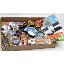 FLAT OF ASSORTED KEY CHAINS