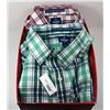 Image 1 : LOT OF 2 MEN'S OLD NAVY SHIRTS SZ XL