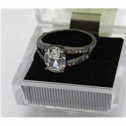 WOMEN BLACK SAPPHIRE RING SZ 8