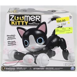 ZOOMER KITTY, SHE PLAYS SHE PURRS & POUNCES
