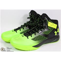 UNDERARMOUR CHARGED MEN'S RUNNERS SIZE 14