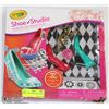 Image 1 : THE LITTLE SHOES/CRAYOLA SHOE STUDIO
