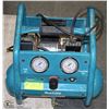 Image 1 : MAKITA ULTRA PORTABLE AIR COMPRESSOR