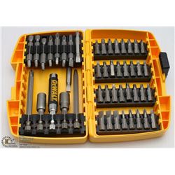 DEWALT 61 PC SCREW DRIVER BIT SET