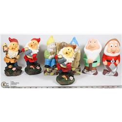 BOX OF GNOMES DOORSTOP WITH OUTDOOR GNOME ORNAMENT