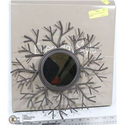 EVERYDAY STYLE DECORATIVE MIRROR
