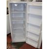 Image 2 : WOODS UPRIGHT FREEZER