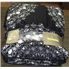 Image 1 : MAINSTAYS DOUBLE/QUEEN COMFORTER,BLACK WITH WHITE