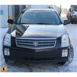 2004 CADILLAC SRX