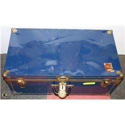 BLUE UNION METAL TRUNK