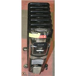 HONEYWELL ELECTRIC OIL HEATER ON WHEELS