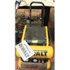 Image 1 : DEWALT  ELECTRIC 4 GALLON AIR COMPRESSOR