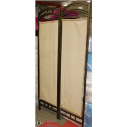 FOLDING METAL ROOM DIVIDER