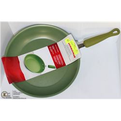 KITCHENAID 12.5" GREEN  SKILLET NONSTICK ON CHOICE