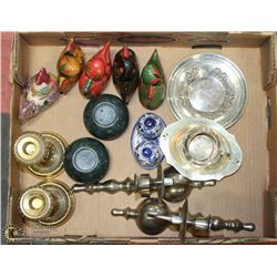 FLAT WITH ASSORTED COLLECTIBLES INCL BRASS, PEWTER