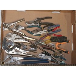 FLAT W/PLIERS & VICEGRIPS INCL. MULTI-HEAD