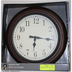 HOMETRENDS WOOD WALL CLOCK