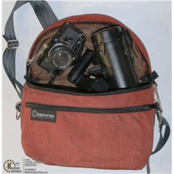 A CAMERA BAG W/ VINTAGE CAMERA EQUIPMENT