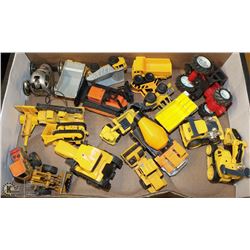 A FLAT W/ ERTL AND OTHER DIE CAST TRACTORS, ETC