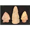 Image 1 : 1 3/4"-3" STONE ARROWHEADS 3 PIECES TOTAL