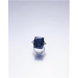 CARTIER A MAGNIFICENT SAPPHIRE AND DIAMOND RING, CA. 1970 THE RECTANGULAR CUSHION-CUT SA