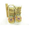 Image 2 : Plateau Beaded Moccasins