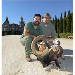 Spain 5 days with Giuseppe Carrizosa + $2,000 credit