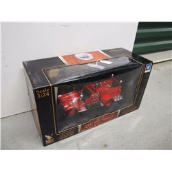 1941 GMC Fire Truck (24K Gold Plated Coin, 1/24 Scale)