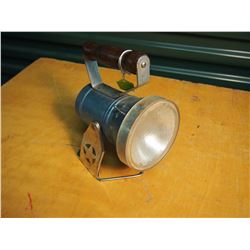 Starlite Headlight (Star Amtrak, Blue Carman Inspection)