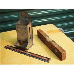 Wooden Level With Matchstick Dispenser