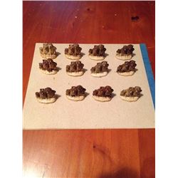 Wade-Red Rose Tea Figures Three Bears (12)