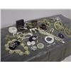Image 2 : Lot Of Assorted Jewelry (Necklaces, Bracelets, Earrings, Etc.) (35)