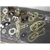 Image 3 : Lot Of Assorted Jewelry (Necklaces, Bracelets, Earrings, Etc.) (35)