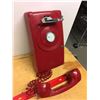Image 4 : Vintage Red Phone
