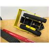 Image 3 : Tonka Yellow Metal Bulldozer Toy W/ Extra Treads