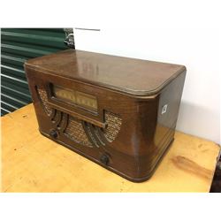 Wood Viking Tube Radio, Not Working